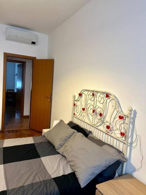 Porta Genova Suite Modern House Мілан Екстер'єр фото